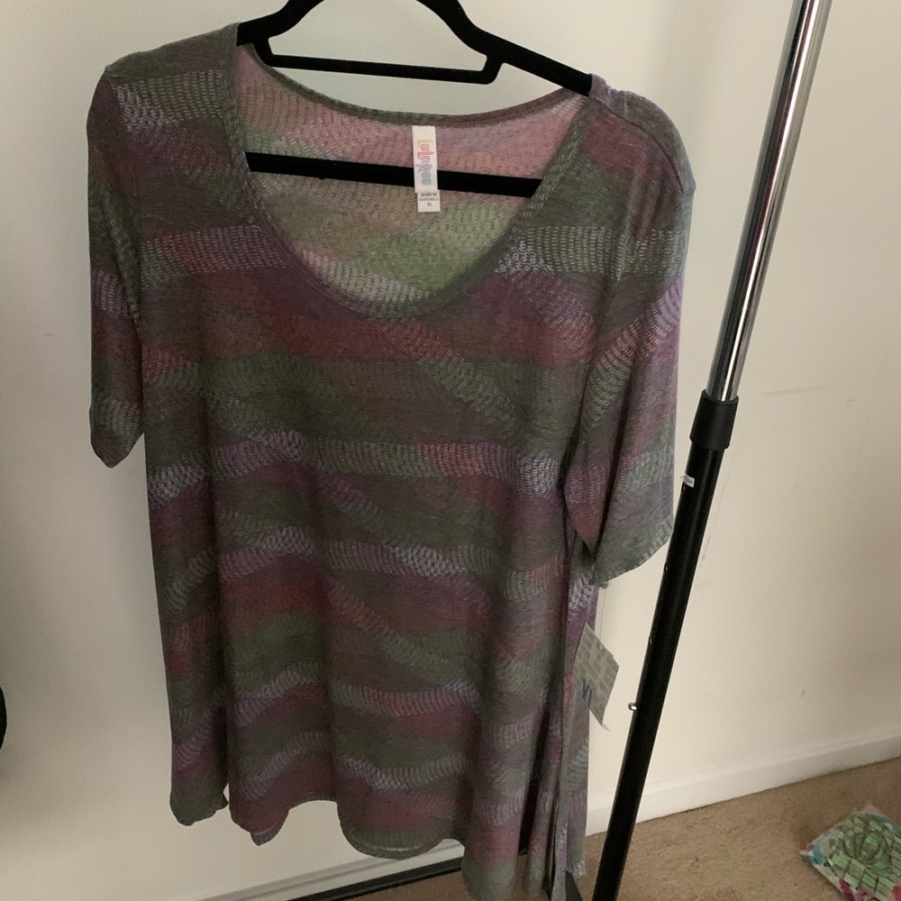 Xl perfect tee NWT